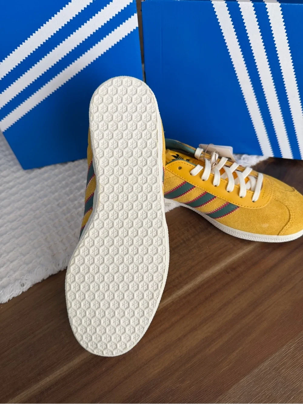 adidas Gazelle Jamaica x Bob Marley
